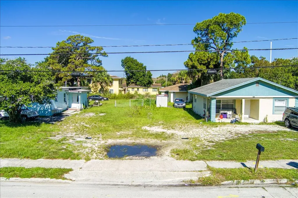 807 N 22nd N Street Fort Pierce FL 34950