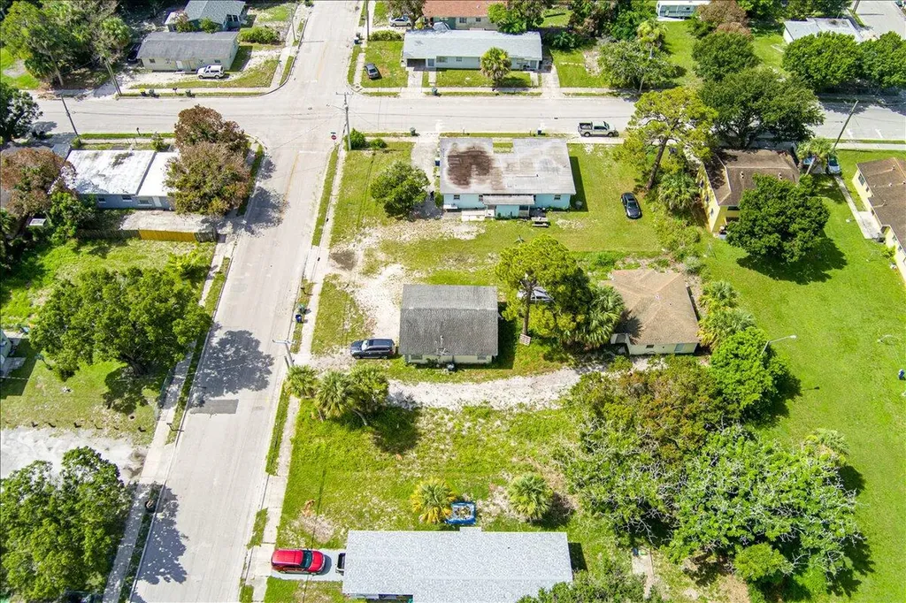 807 N 22nd N Street Fort Pierce FL 34950