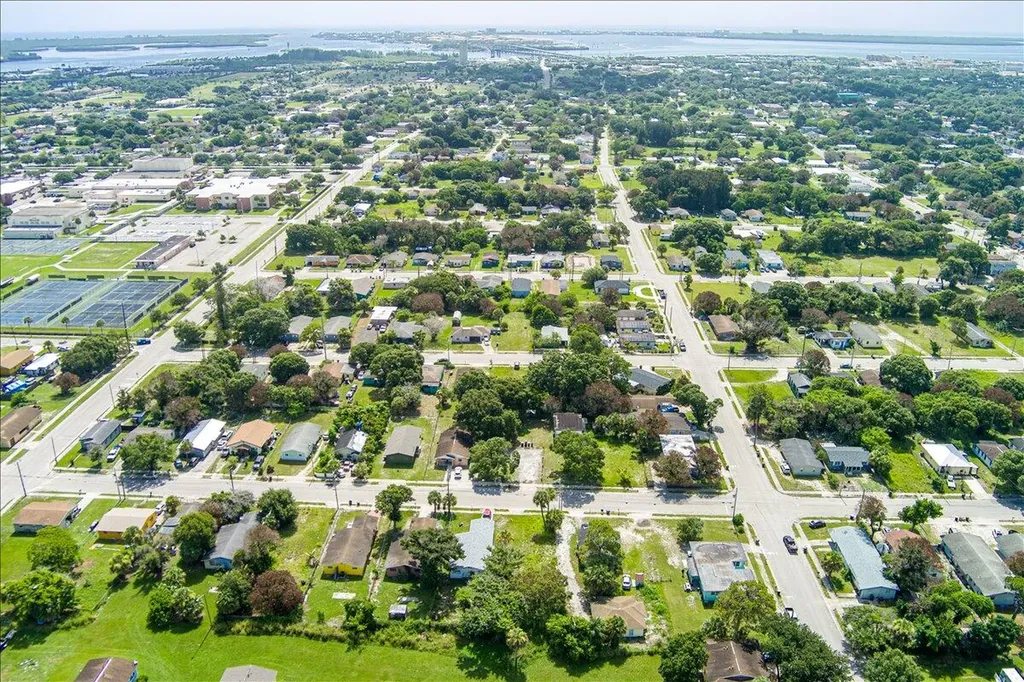 807 N 22nd N Street Fort Pierce FL 34950