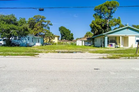 807 N 22nd N Street Fort Pierce FL 34950