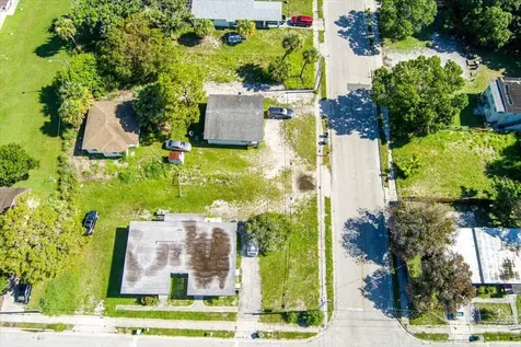 807 N 22nd N Street Fort Pierce FL 34950