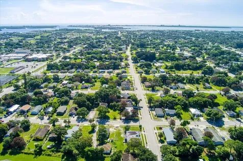 807 N 22nd N Street Fort Pierce FL 34950