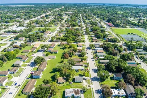 807 N 22nd N Street Fort Pierce FL 34950