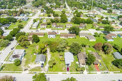 807 N 22nd N Street Fort Pierce FL 34950