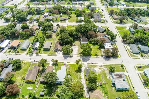 807 N 22nd N Street Fort Pierce FL 34950