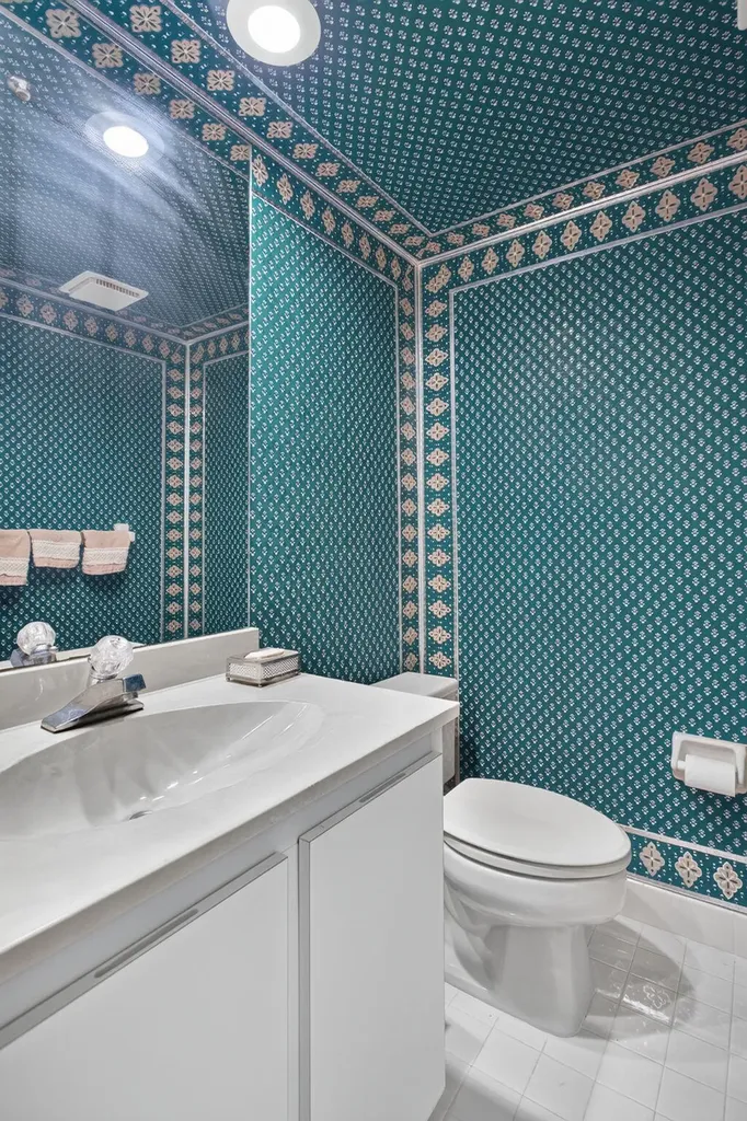 806 Cypress Grove Lane Pompano Beach FL 33069