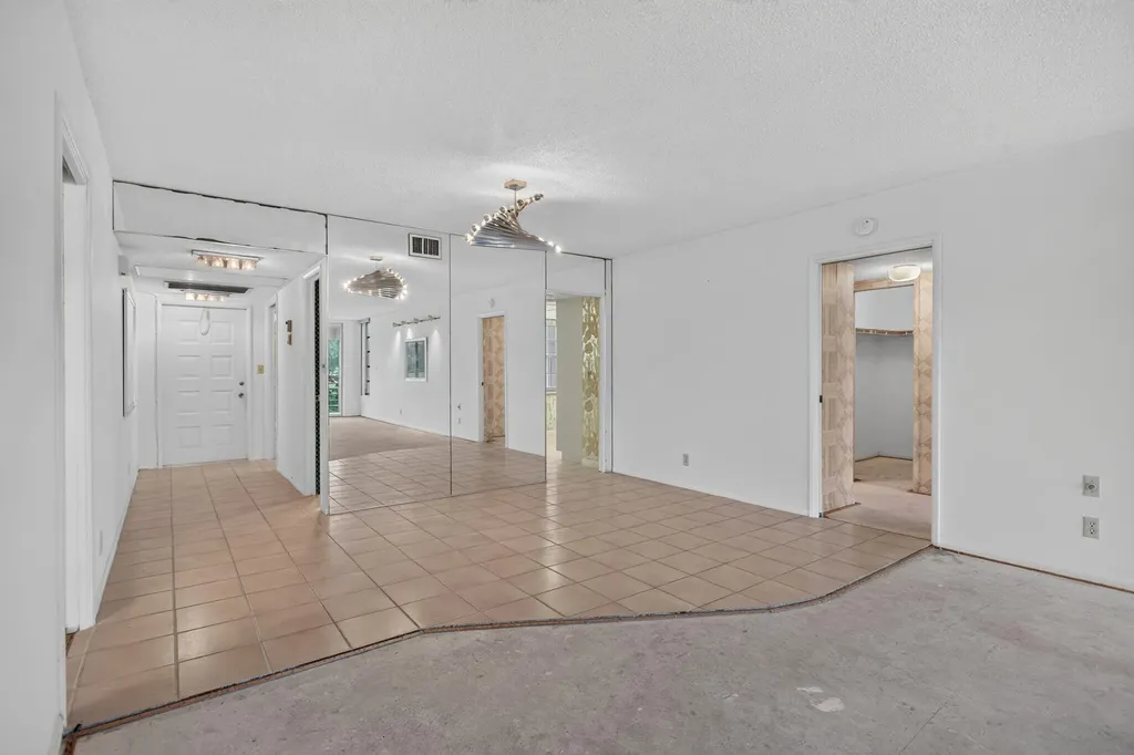 806 Cypress Grove Lane Pompano Beach FL 33069