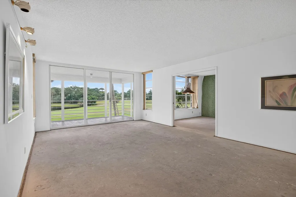 806 Cypress Grove Lane Pompano Beach FL 33069