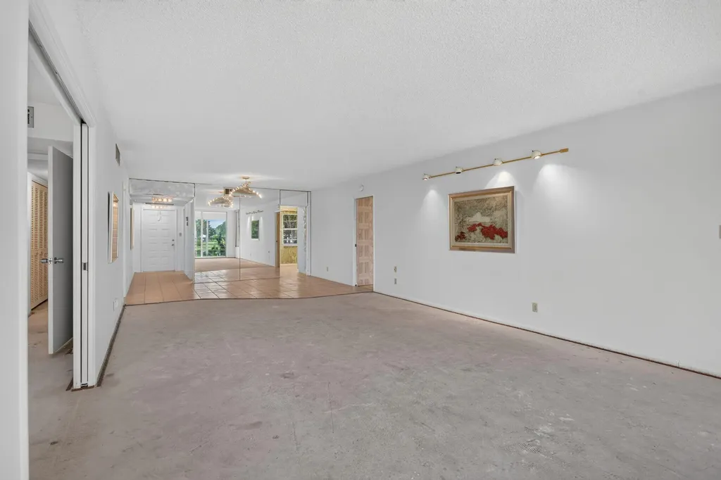 806 Cypress Grove Lane Pompano Beach FL 33069