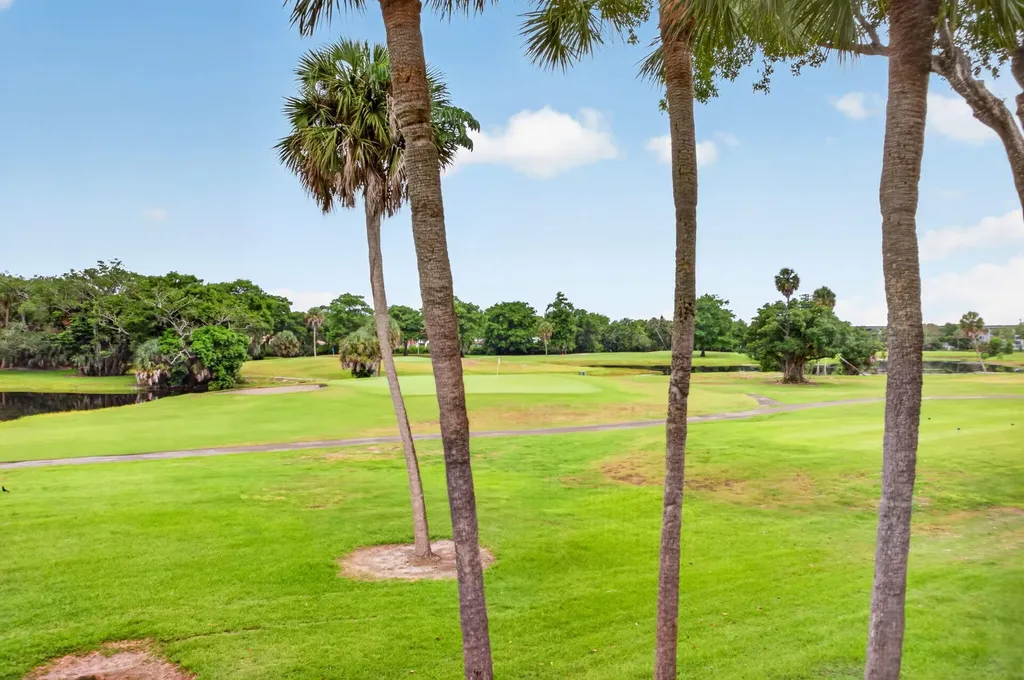 806 Cypress Grove Lane Pompano Beach FL 33069