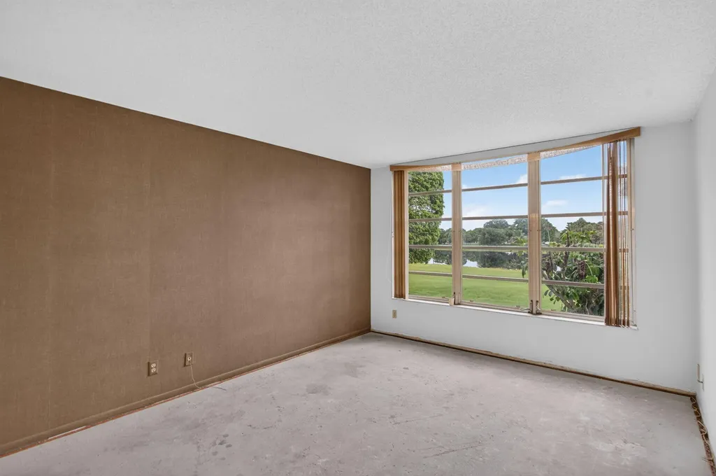 806 Cypress Grove Lane Pompano Beach FL 33069