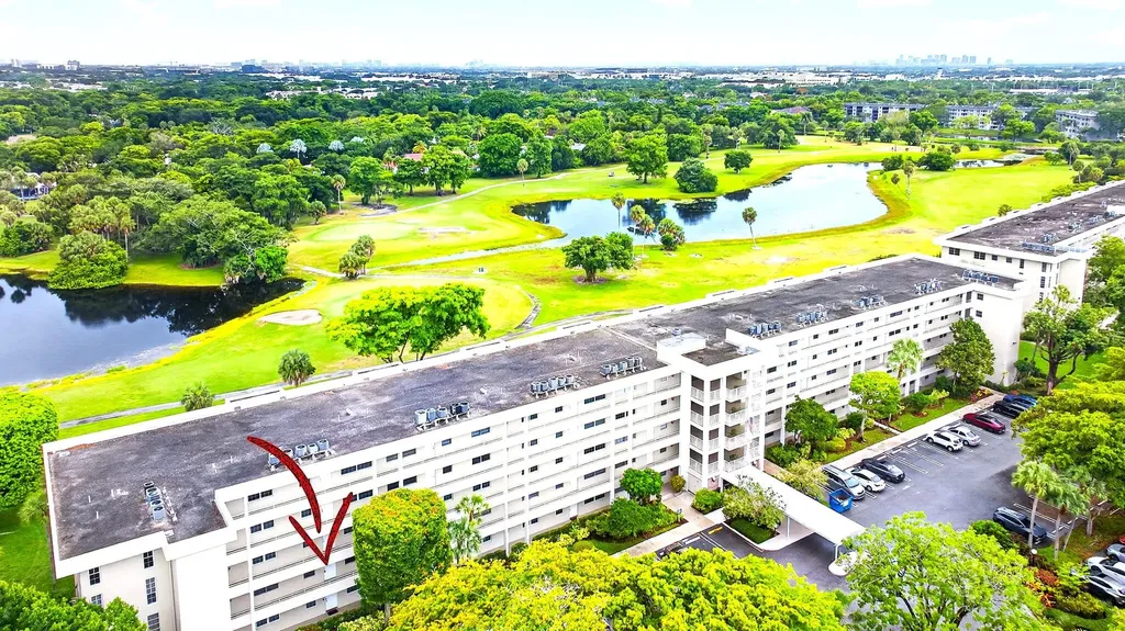 806 Cypress Grove Lane Pompano Beach FL 33069