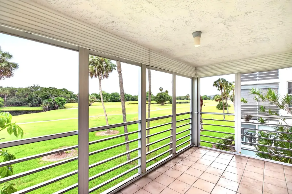 806 Cypress Grove Lane Pompano Beach FL 33069