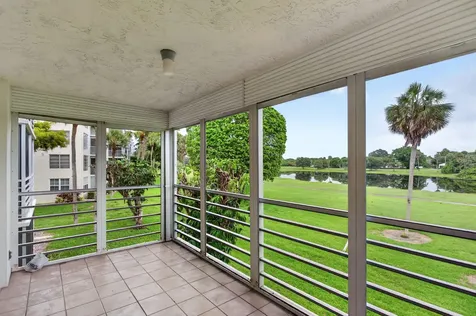 806 Cypress Grove Lane Pompano Beach FL 33069