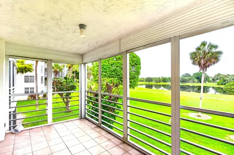 806 Cypress Grove Lane Pompano Beach FL 33069