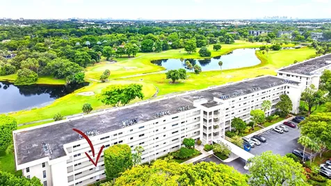 806 Cypress Grove Lane Pompano Beach FL 33069