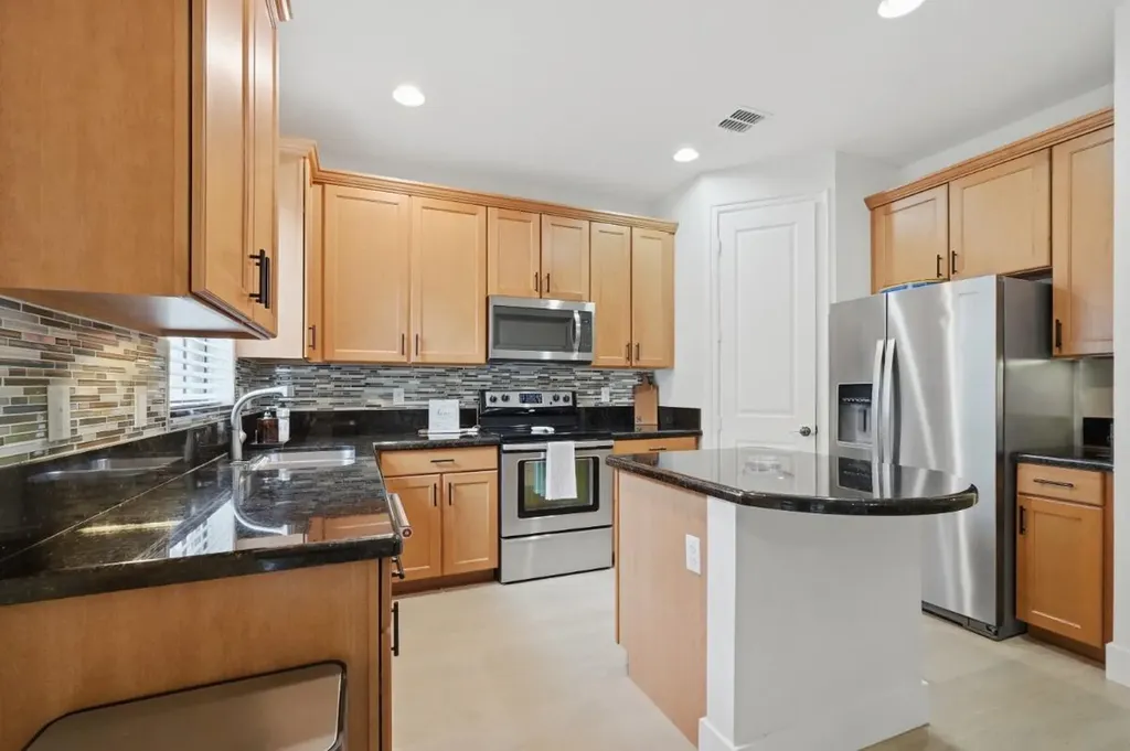 10822 NW 72nd Place Parkland FL 33076