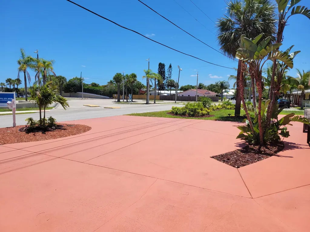 3124 NE Skyline Drive Jensen Beach FL 34957