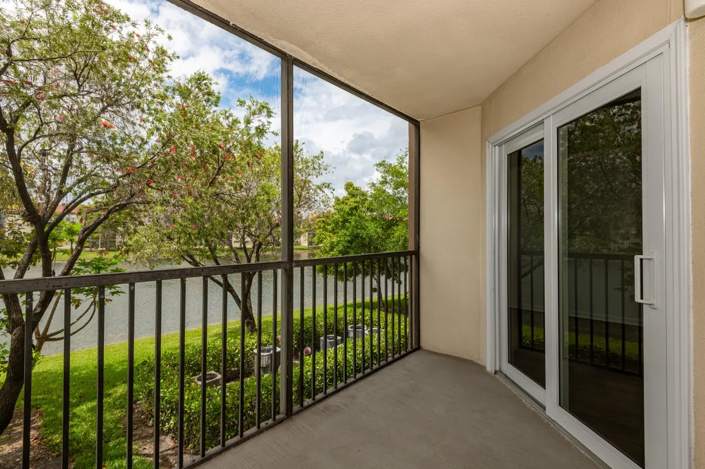 13800 SW 14th Street Pembroke Pines FL 33027