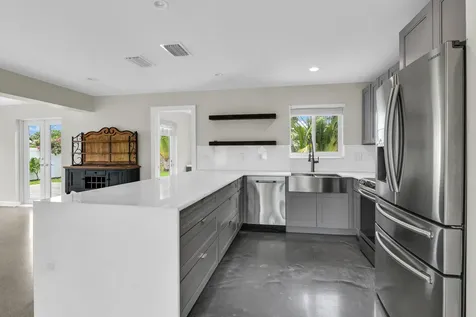 909 SE 16 Place Deerfield Beach FL 33441