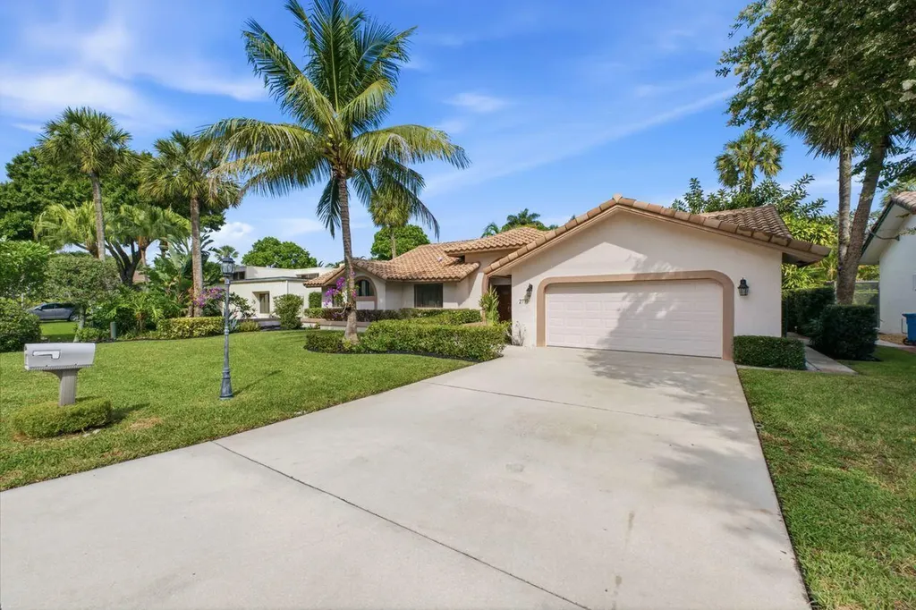 2719 Oak Tree Lane Oakland Park FL 33309
