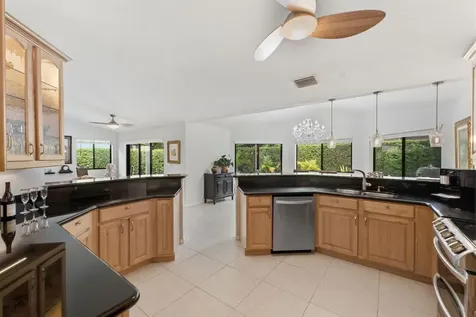 2719 Oak Tree Lane Oakland Park FL 33309