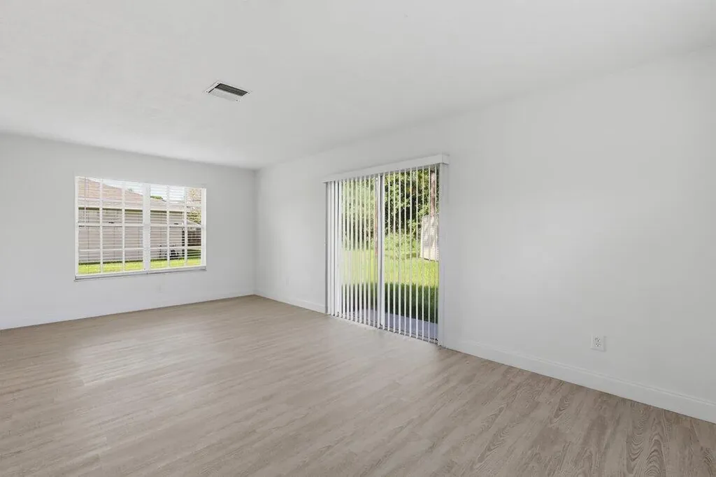 2521 SE Berkshire Boulevard Port St Lucie FL 34952