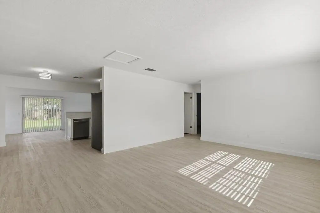 2521 SE Berkshire Boulevard Port St Lucie FL 34952