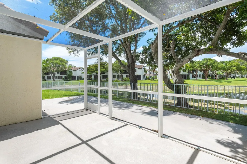 6240 NW 76th Court Parkland FL 33067