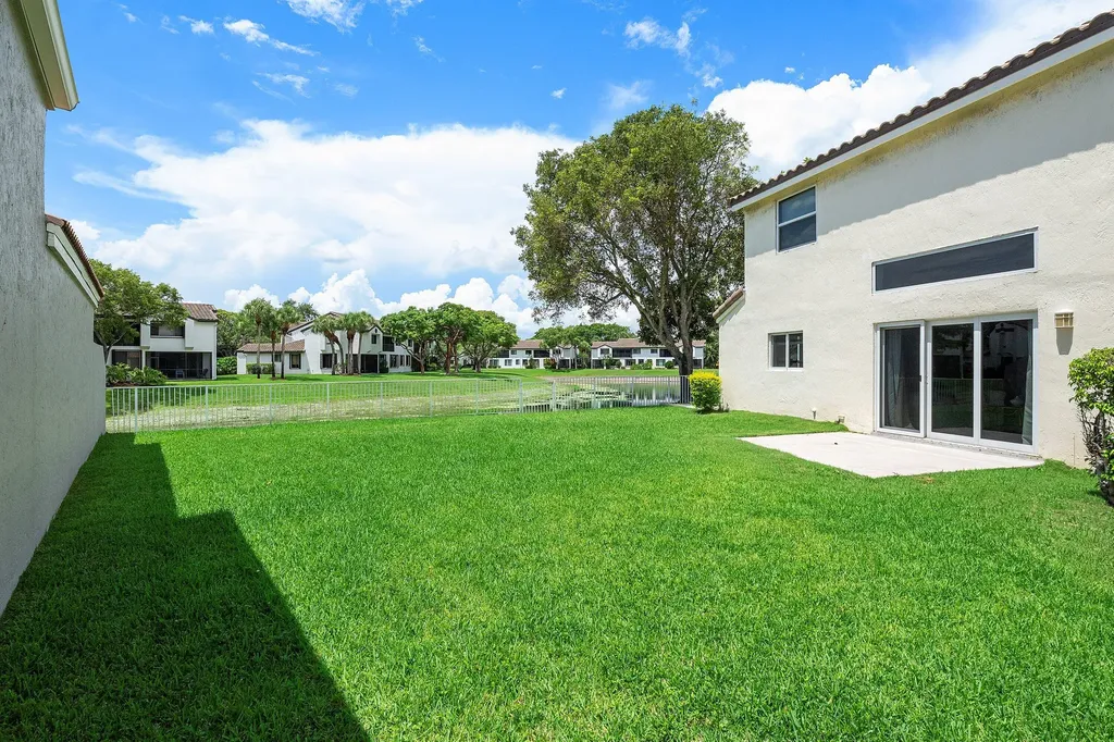 6240 NW 76th Court Parkland FL 33067