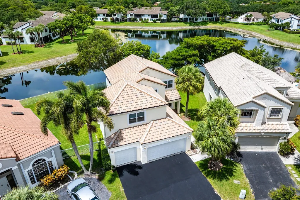 6240 NW 76th Court Parkland FL 33067