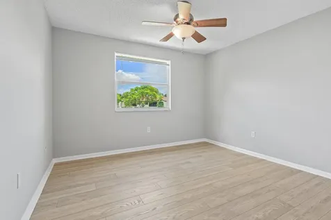 6240 NW 76th Court Parkland FL 33067