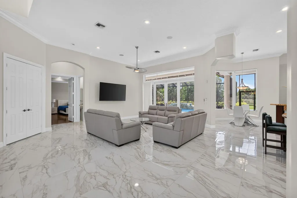 8055 Woodsmuir Drive West Palm Beach FL 33412