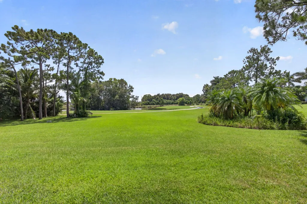8055 Woodsmuir Drive West Palm Beach FL 33412
