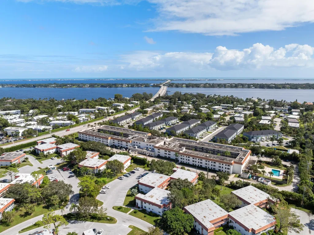 2600 SE Ocean Boulevard Stuart FL 34996