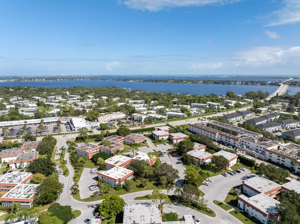 2600 SE Ocean Boulevard Stuart FL 34996