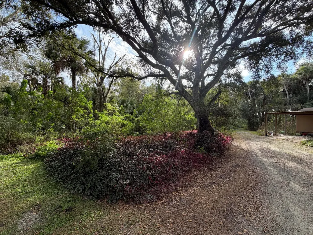 535 SE 80th Avenue Okeechobee FL 34974