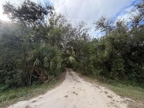 535 SE 80th Avenue Okeechobee FL 34974