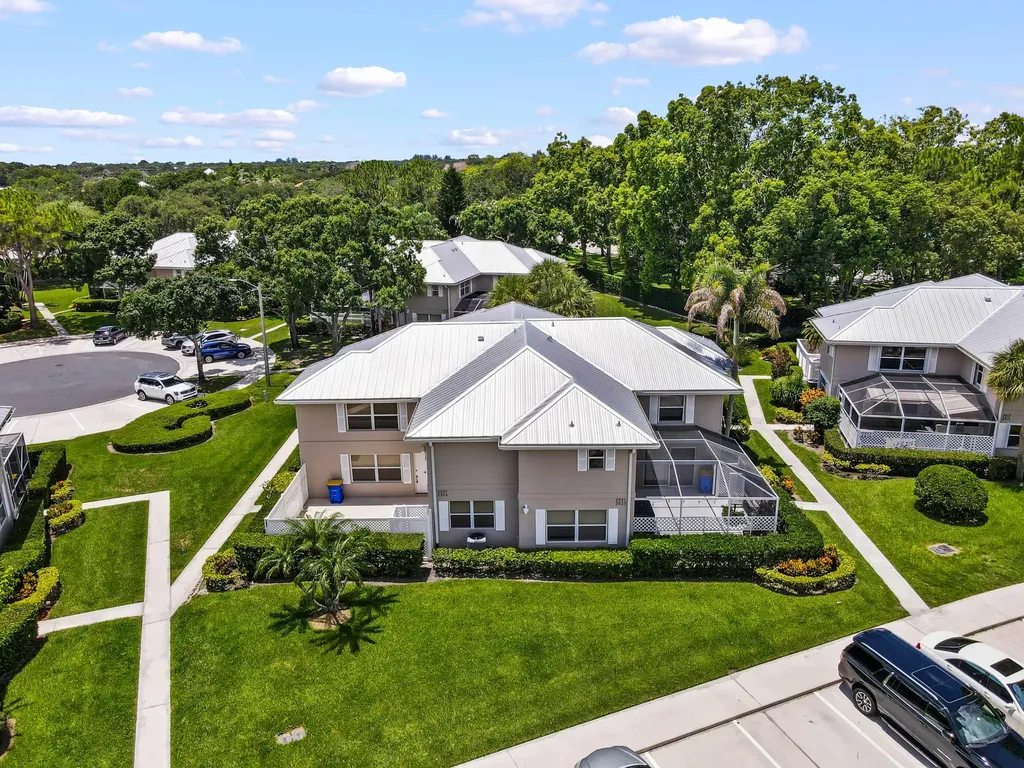 2927 SW Lakemont Place Palm City FL 34990