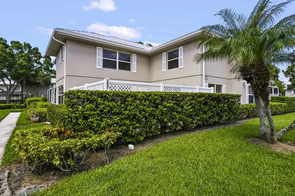 2927 SW Lakemont Place Palm City FL 34990
