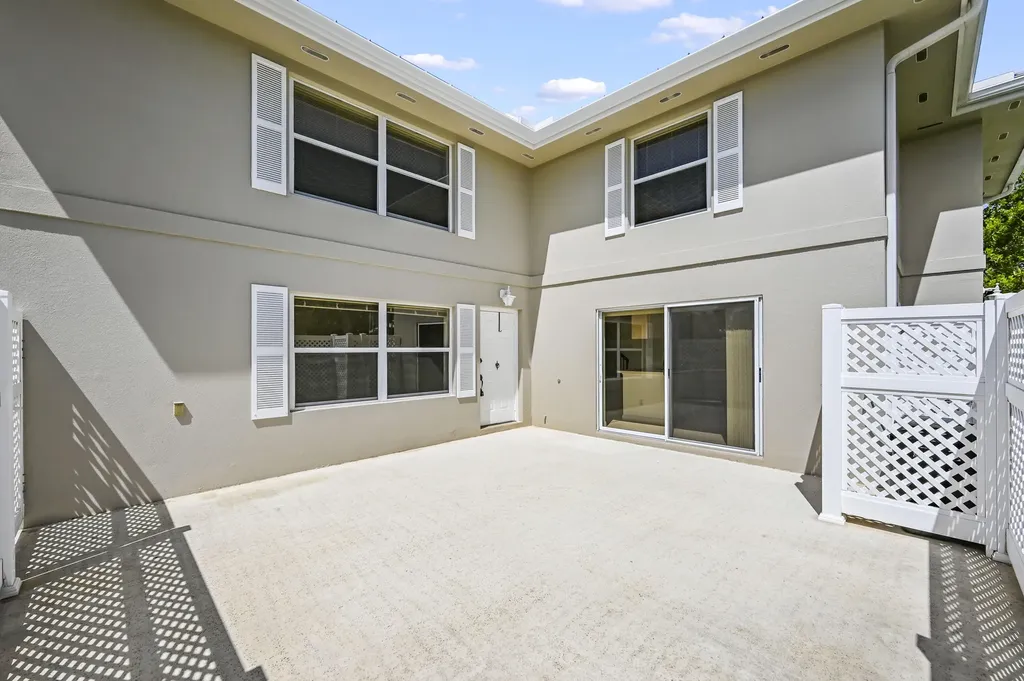 2927 SW Lakemont Place Palm City FL 34990