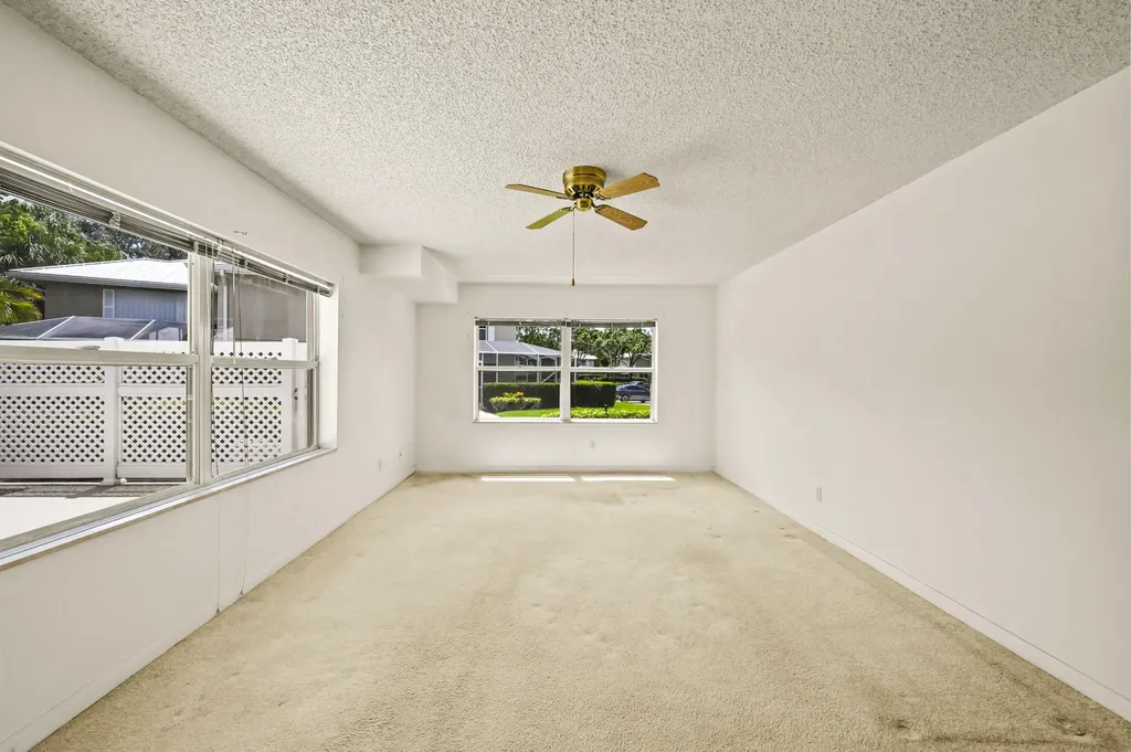 2927 SW Lakemont Place Palm City FL 34990
