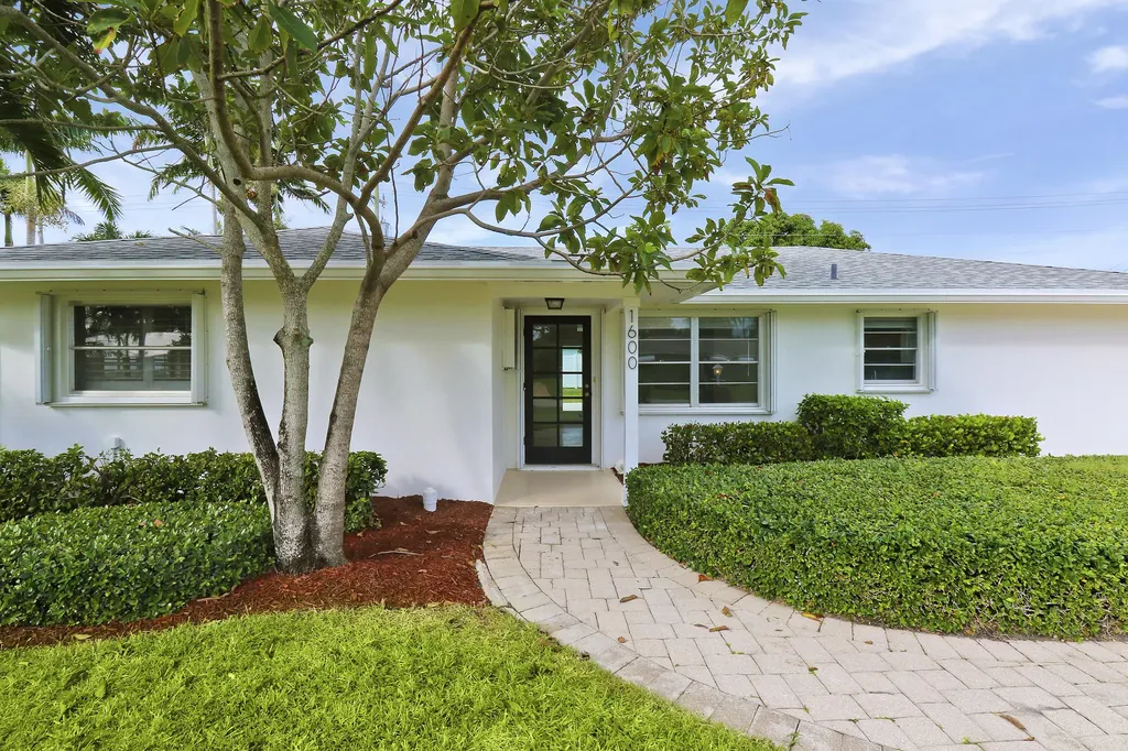 1600 Venus Avenue Jupiter FL 33469