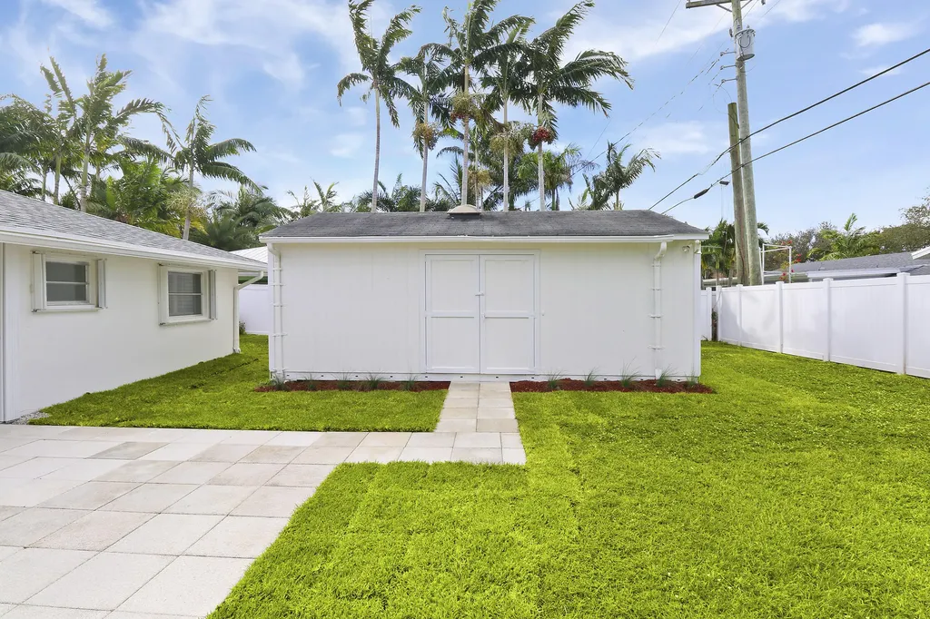 1600 Venus Avenue Jupiter FL 33469