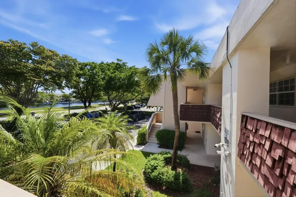 3001 S Palm Aire Drive Pompano Beach FL 33069