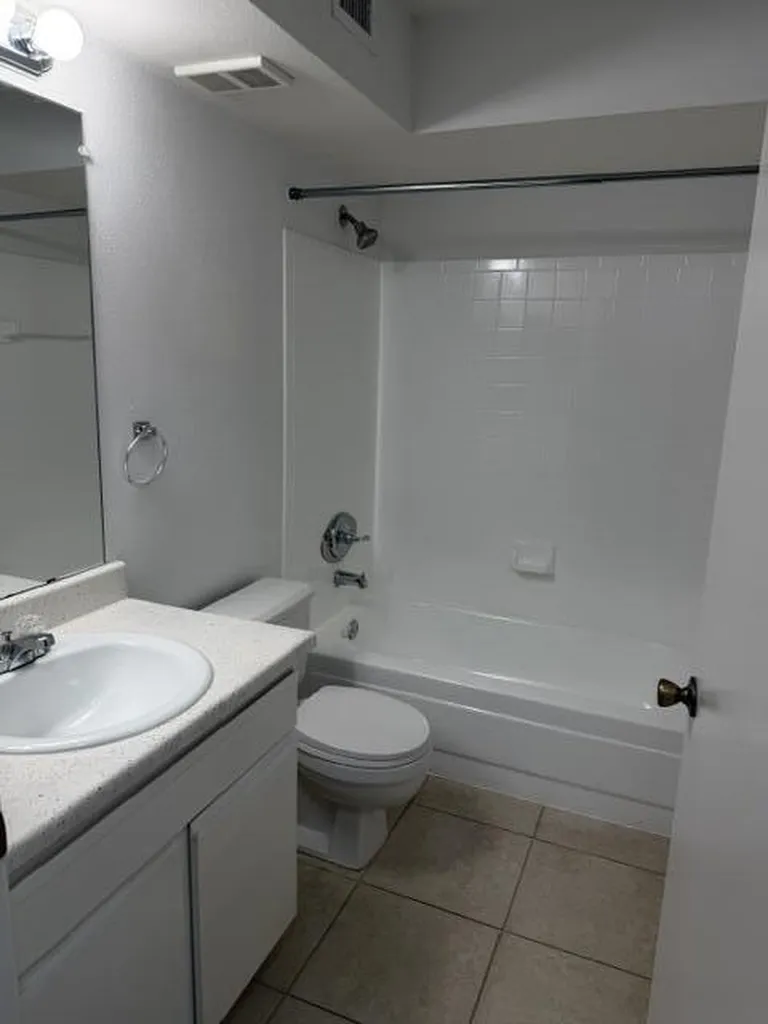 2647 NW 33rd Street Oakland Park FL 33309