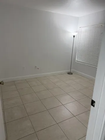 2647 NW 33rd Street Oakland Park FL 33309