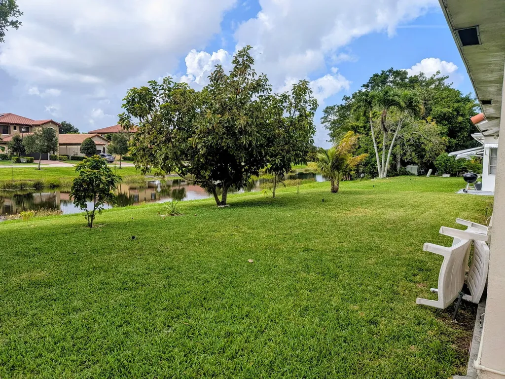 4914 NW 49th Road Tamarac FL 33319
