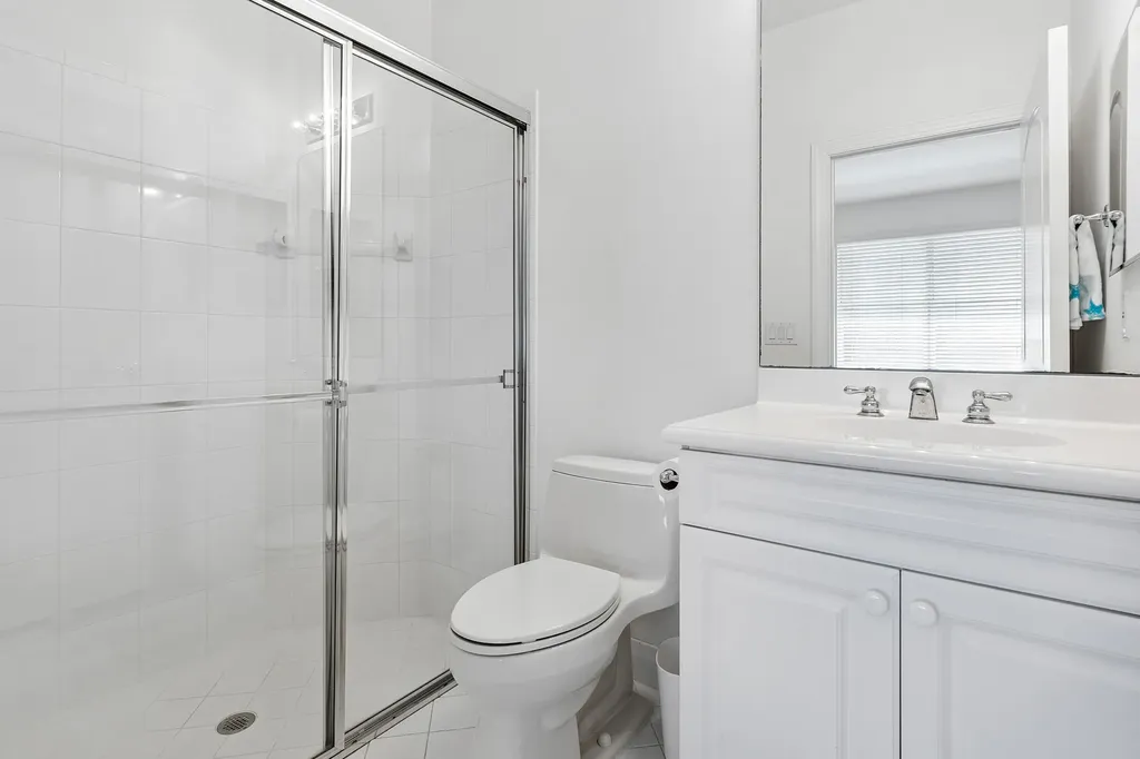 8102 Valhalla Drive Delray Beach FL 33446