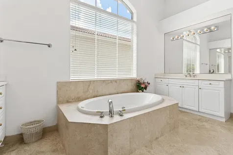 8102 Valhalla Drive Delray Beach FL 33446